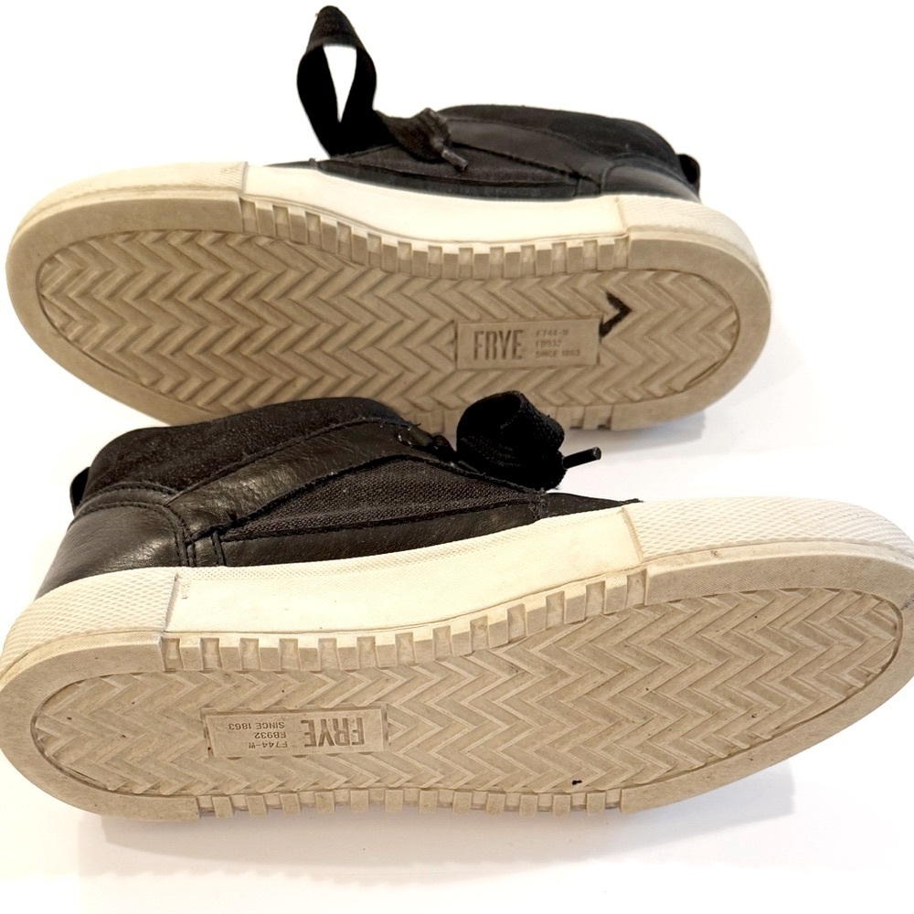 Frye Women’s Gia Lug Trail High-Top Sneakers - Picture 9 of 16